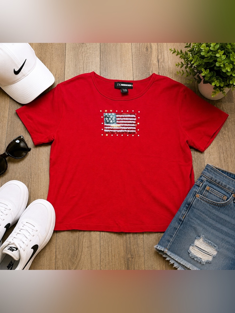 IN Focus Red Beaded American Flag Tee Women’s XL Patriotic Short Sleeve Top USA